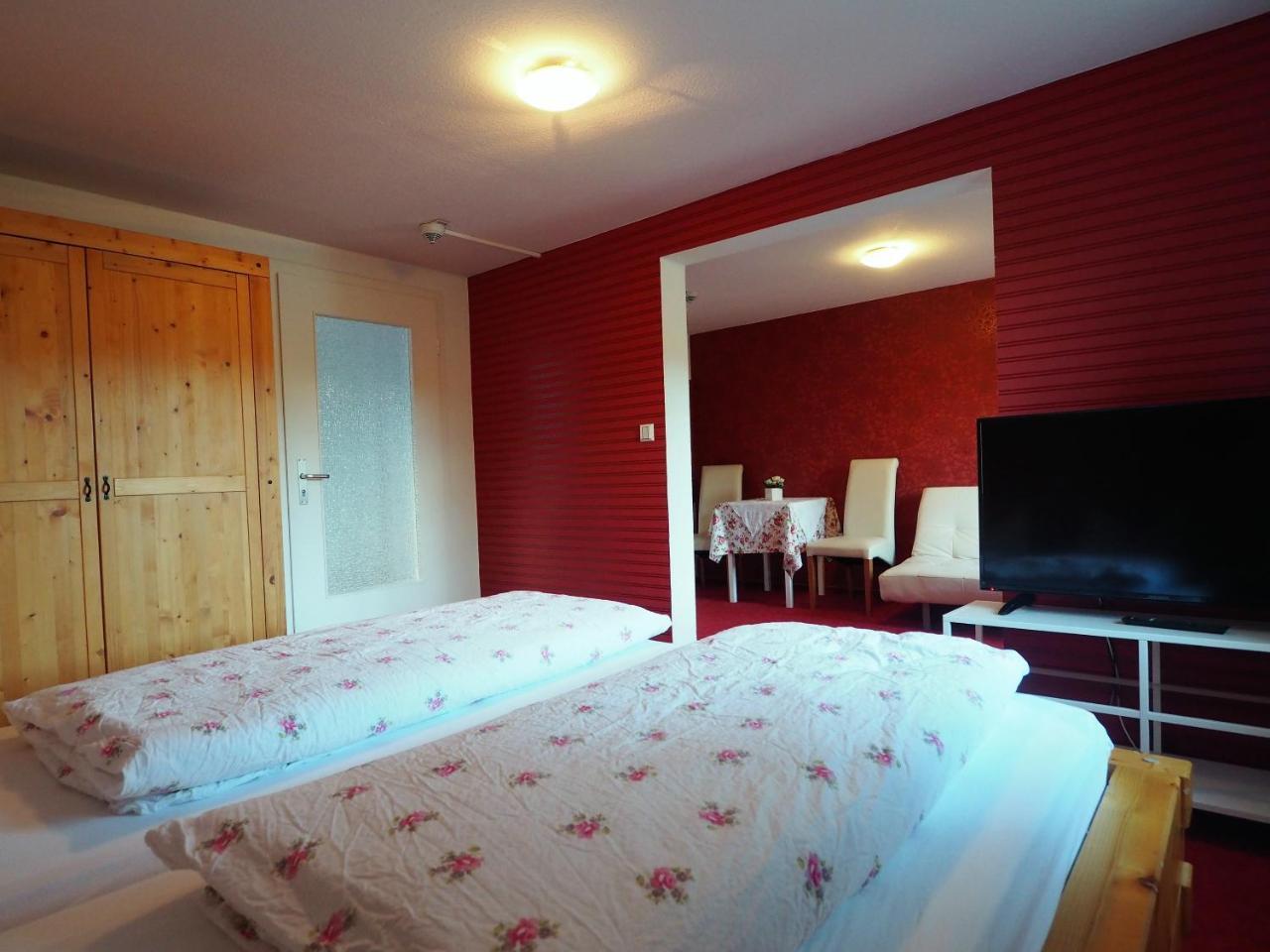 Landgasthof Zum Schwarzen Grat Isny im Allgäu Extérieur photo