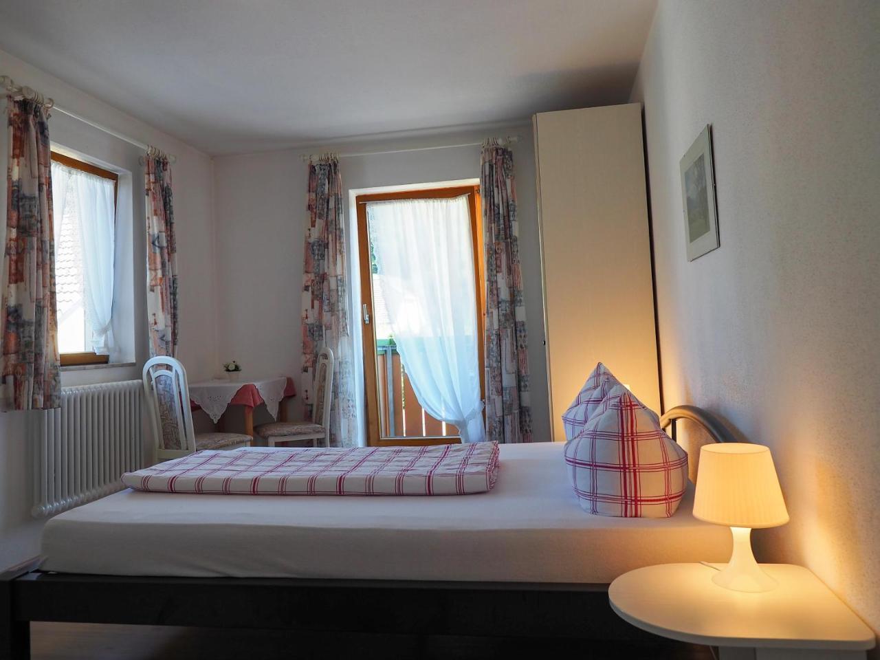 Landgasthof Zum Schwarzen Grat Isny im Allgäu Extérieur photo